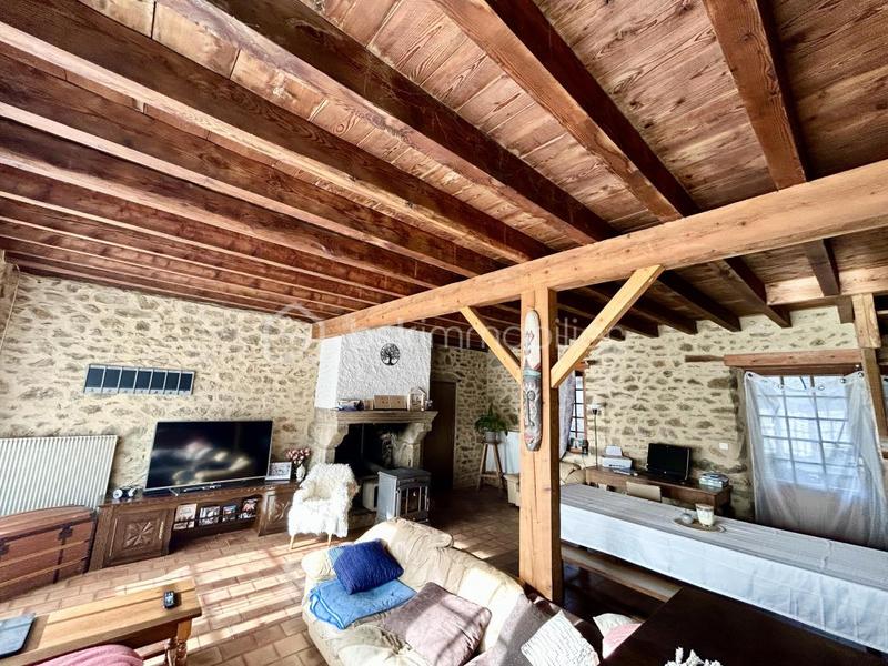 Maison - 284 m² - 9 pièces