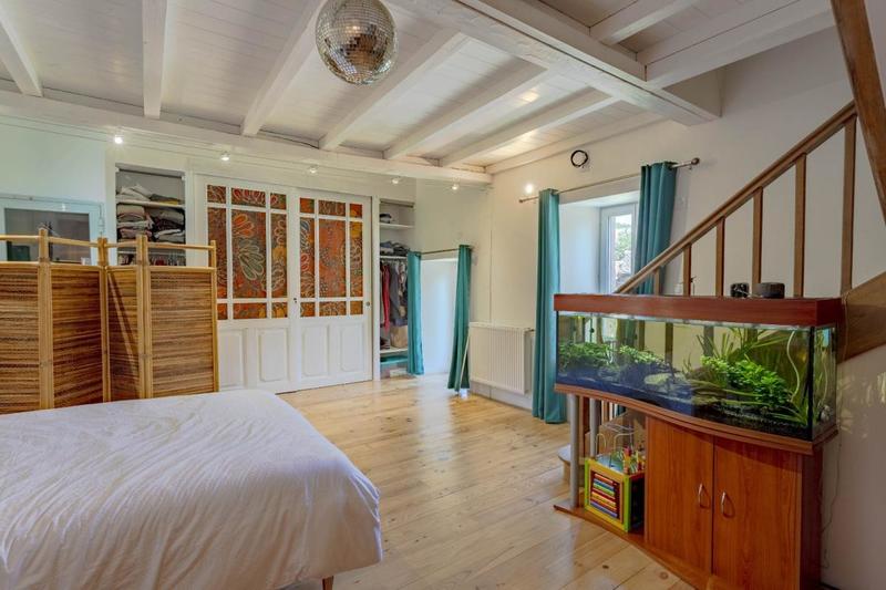 Ferme - 300 m² - 11 pièces