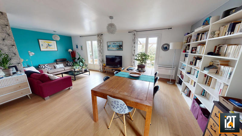 Maison traditionnelle - 102 m² - 5 pièces