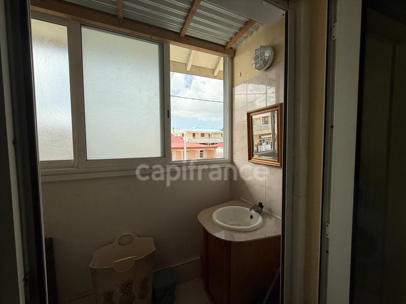 Appartement ancien - 96 m² - 3 pièces