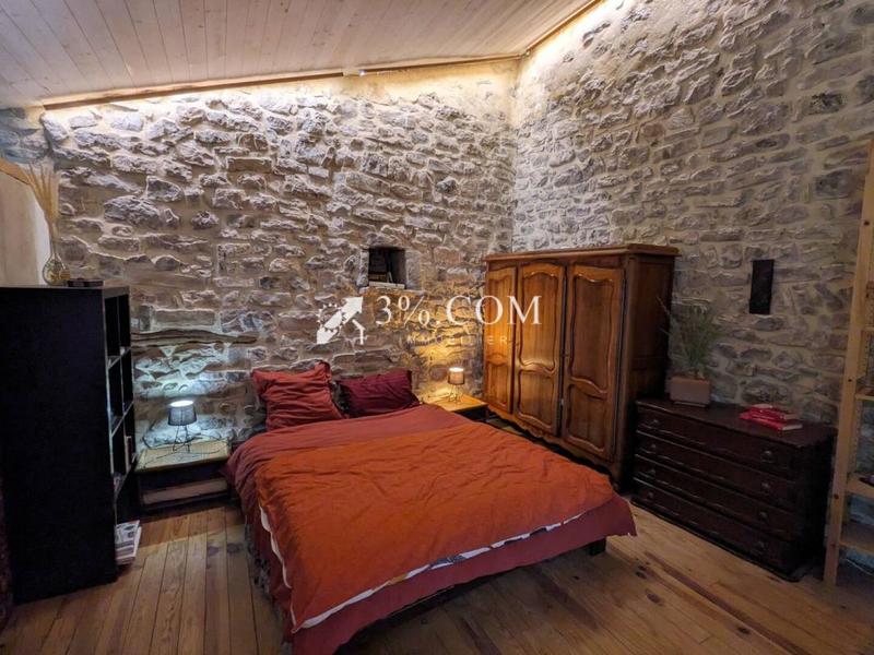 Maison de village - 57 m² - 2 pièces