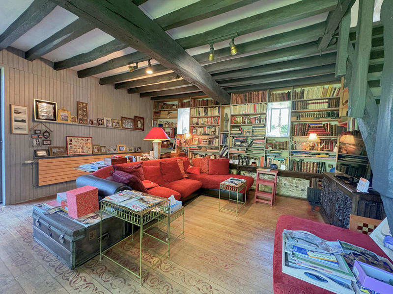 Maison - 232 m² - 8 pièces