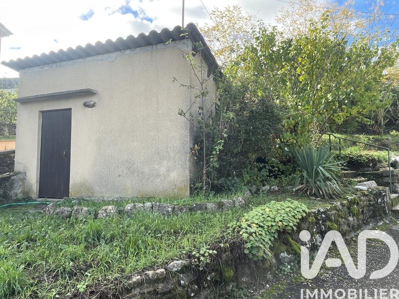 Maison - 77 m² - 9 pièces