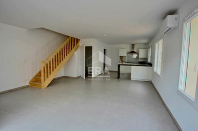 Maison - 91 m² - 4 pièces