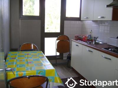 Chambre - 15 m² - 1 pièce