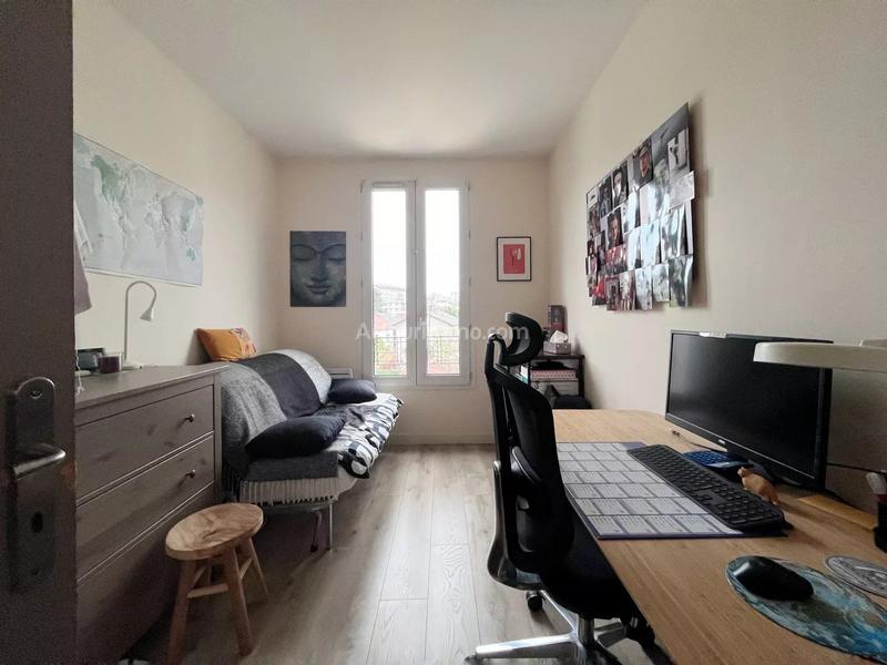 Appartement - 99 m² - 5 pièces