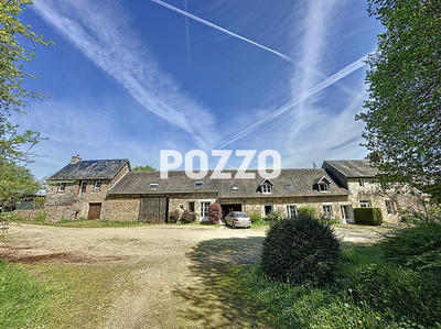 Maison - 330 m² - 16 pièces