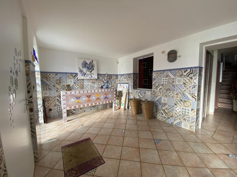 Maison - 211 m² - 7 pièces