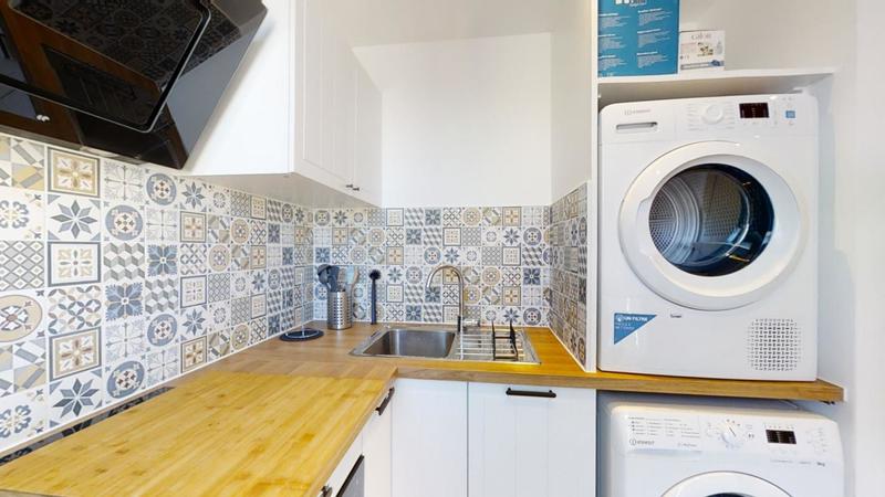 Appartement - 77 m² - 5 pièces