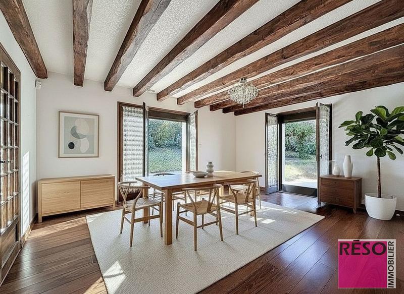 Maison - 110 m² - 4 pièces