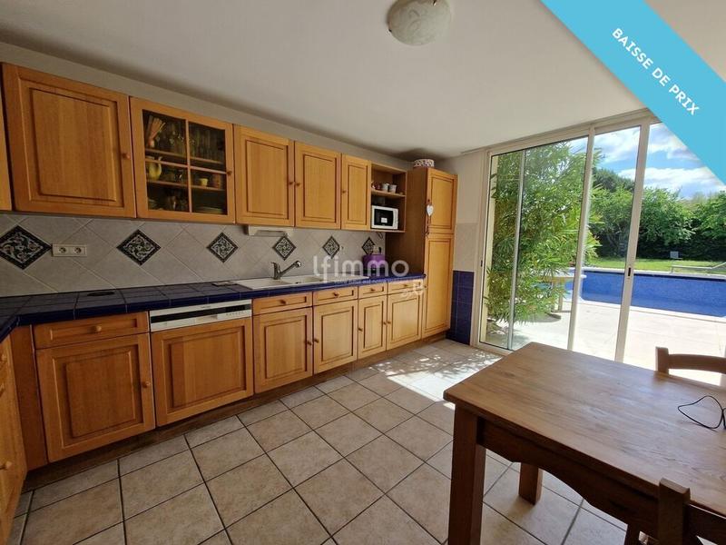 Maison traditionnelle - 194 m² - 6 pièces