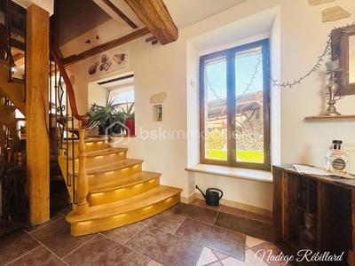 Propriété - 180 m² - 6 pièces