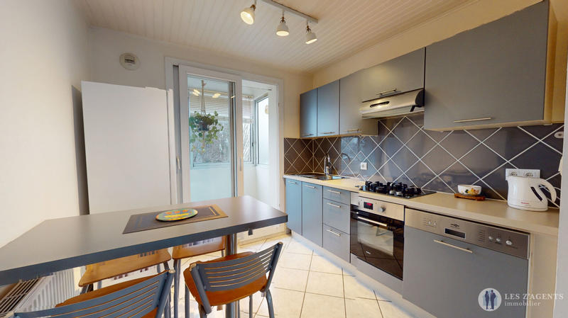 Appartement - 61 m² - 4 pièces