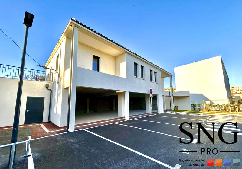 Local commercial - 137 m²