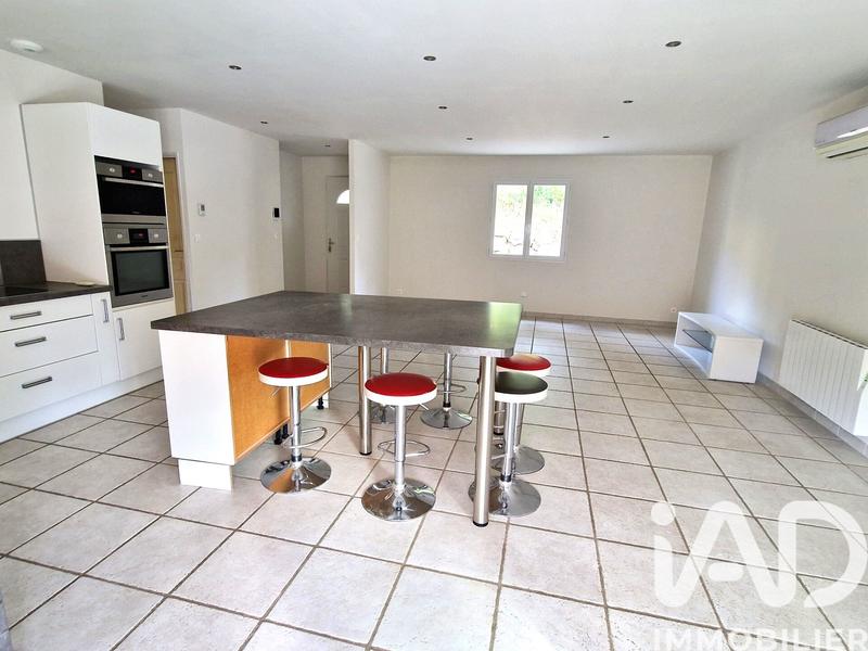 Maison - 118 m² - 6 pièces