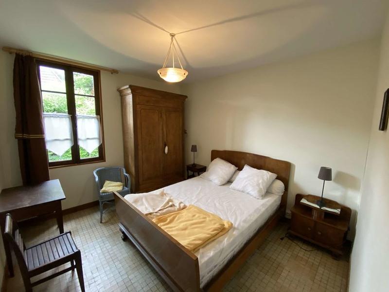 Propriété - 183 m² - 10 pièces