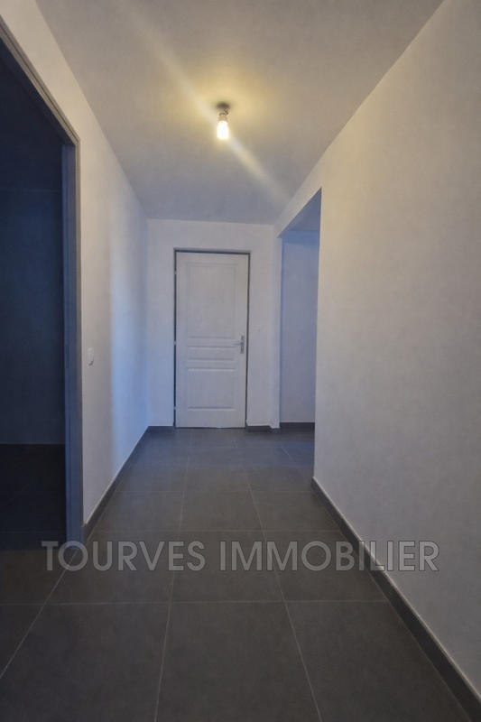 Maison - 215 m² - 6 pièces