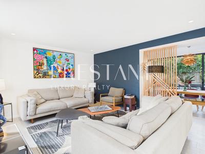 Maison de ville - 167 m² - 6 pièces