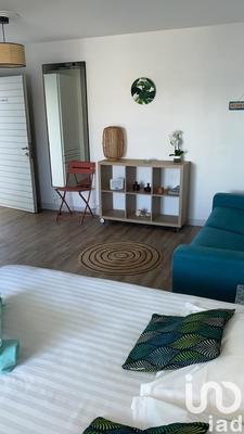 Studio - 25 m² - 1 pièce