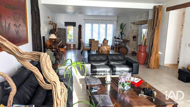 Maison - 284 m² - 7 pièces