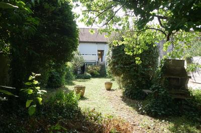 Maison ancienne - 184 m² - 8 pièces