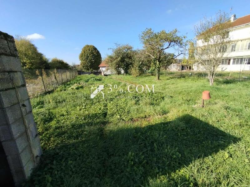 Terrain constructible - 638 m²