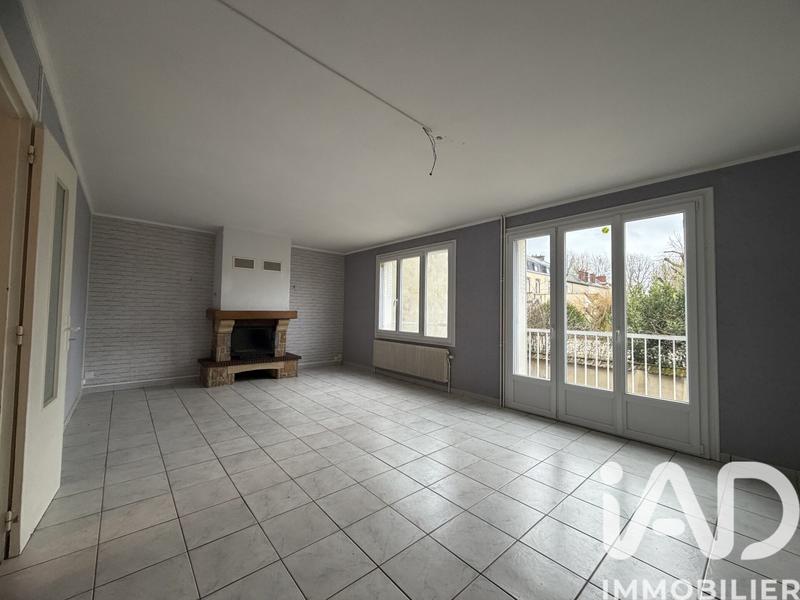 Maison - 105 m² - 5 pièces