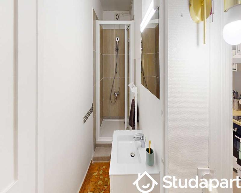 Chambre - 50 m² - 1 pièce