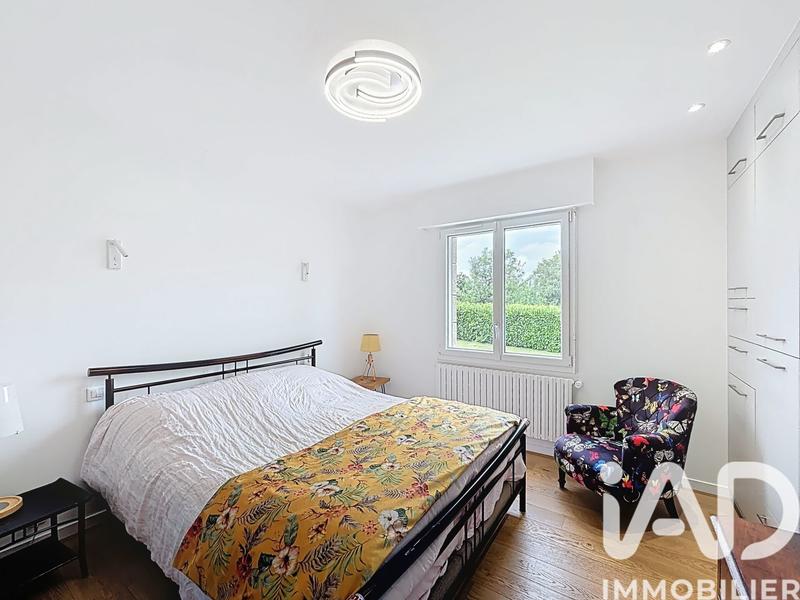 Maison - 180 m² - 5 pièces