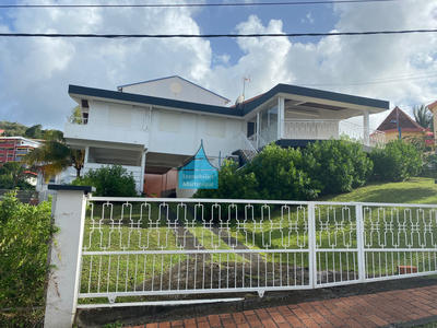 Maison - 124 m² - 6 pièces