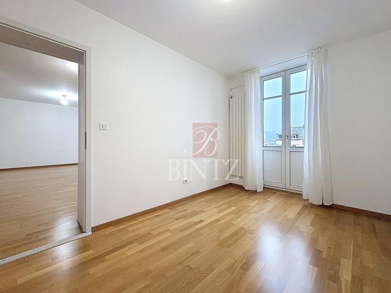 Appartement - 99 m² - 3 pièces