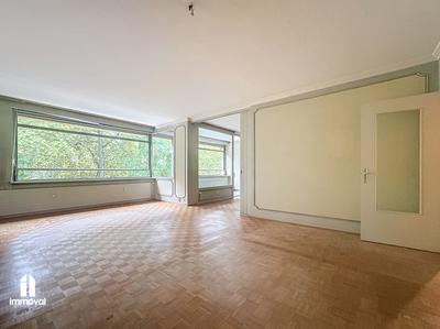 Appartement - 143 m² - 5 pièces