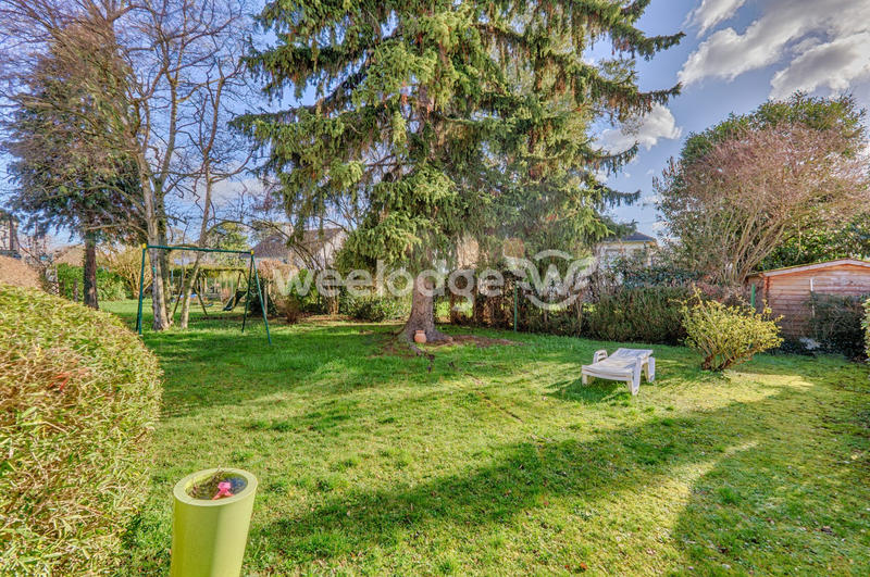 Maison - 122 m² - 8 pièces