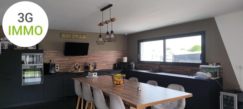 Maison contemporaine - 151 m² - 6 pièces