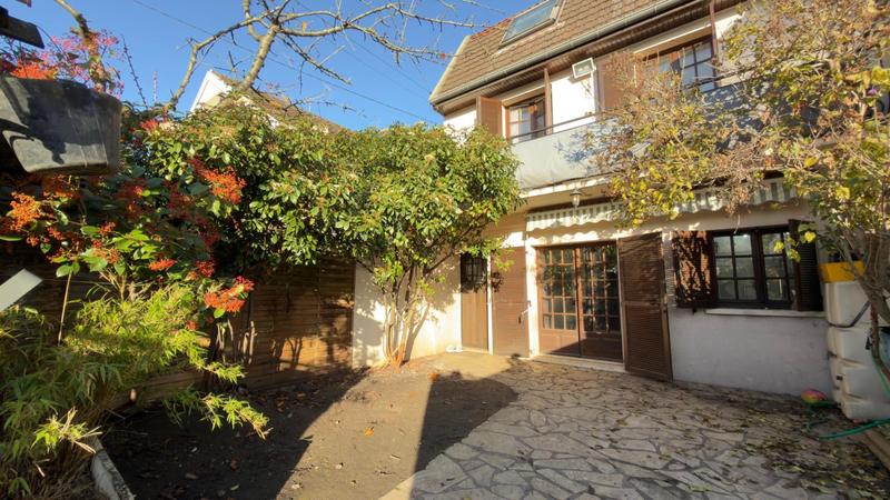 Maison - 105 m² - 5 pièces