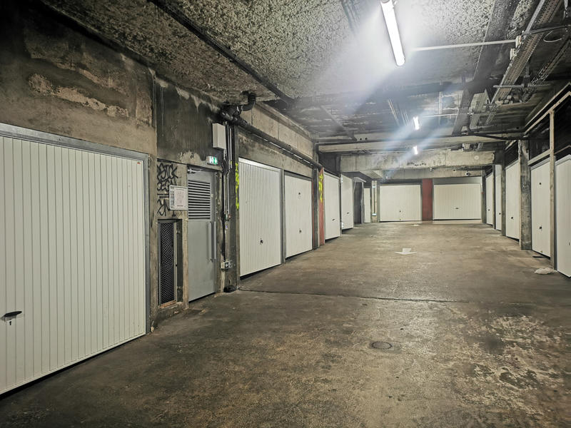 Parking / Garage - 14 m²