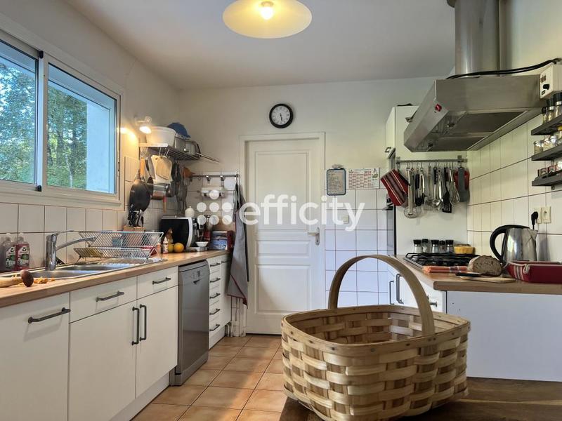 Maison - 165 m² - 6 pièces