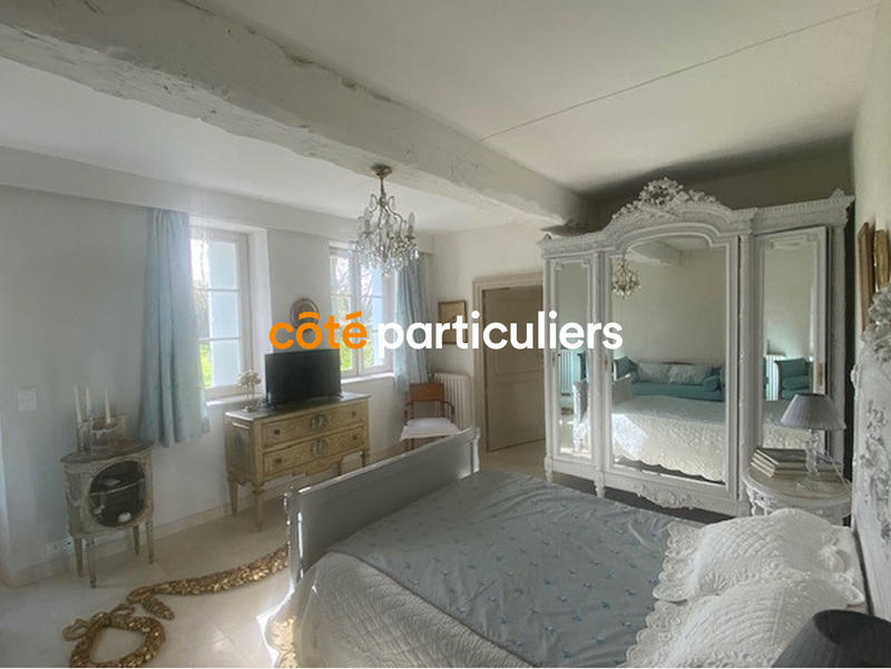 Demeure - 350 m² - 14 pièces