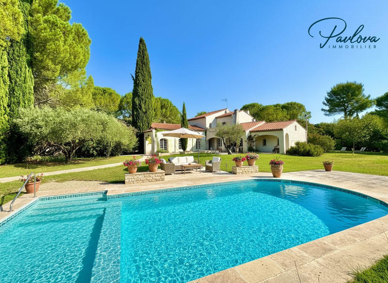 Villa - 230 m² - 7 pièces