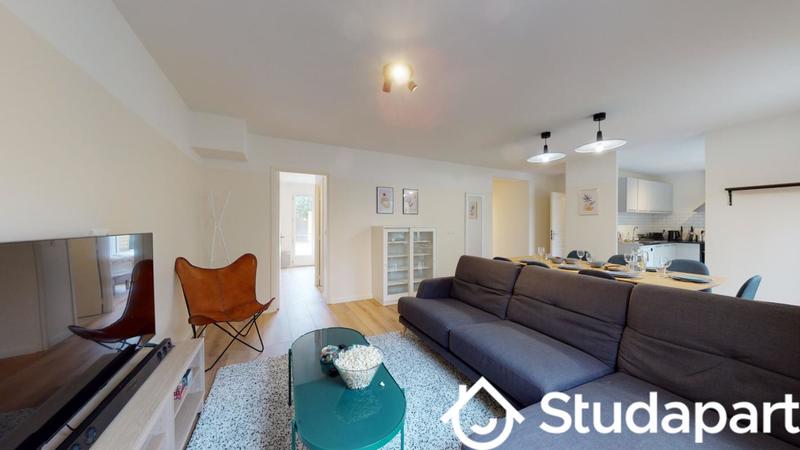 Chambre - 12 m² - 1 pièce