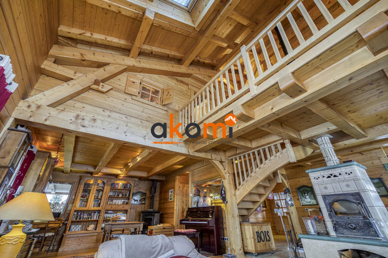 Châlet - 387 m² - 14 pièces