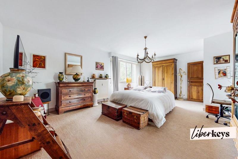 Appartement - 100 m² - 4 pièces