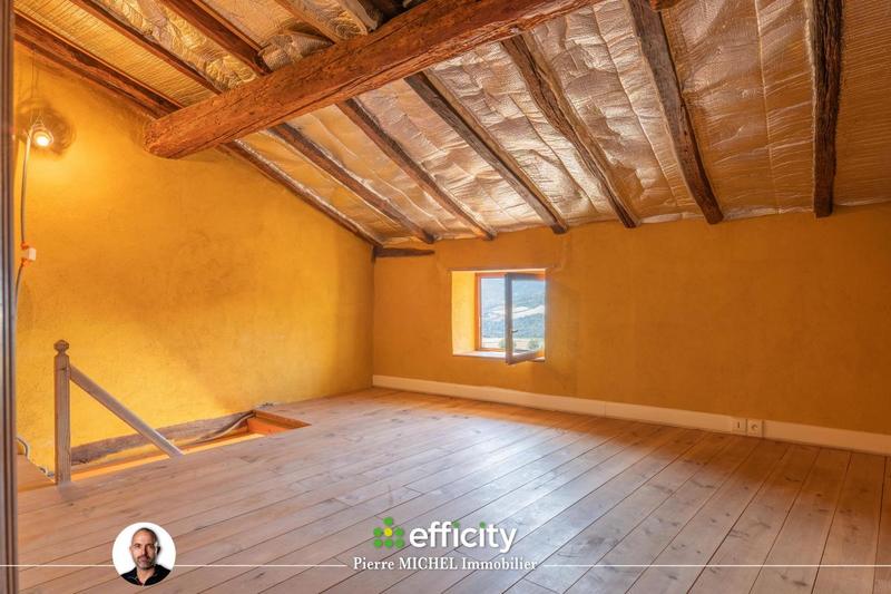 Maison - 112 m² - 5 pièces