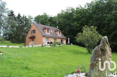 Maison - 109 m² - 6 pièces