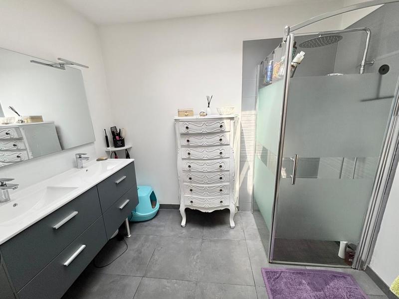 Maison - 138 m² - 6 pièces