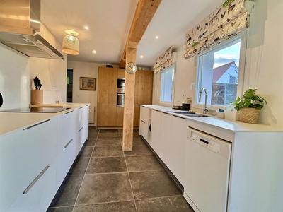 Villa - 306 m² - 11 pièces