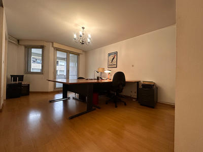 Appartement - 98 m² - 3 pièces