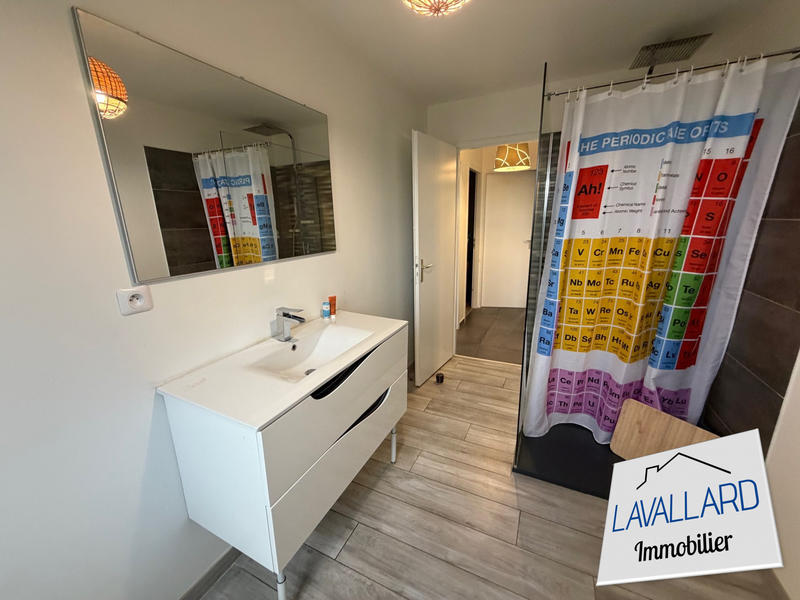 Maison - 105 m² - 6 pièces