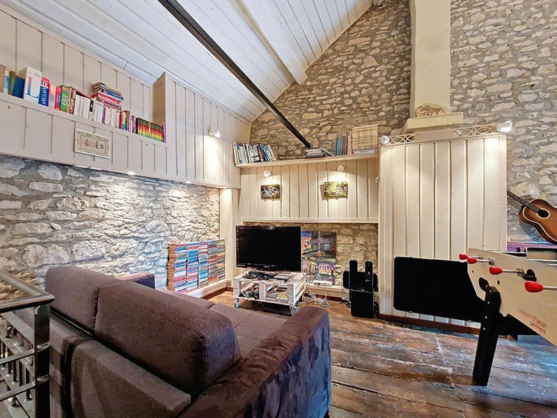 Maison - 187 m² - 6 pièces