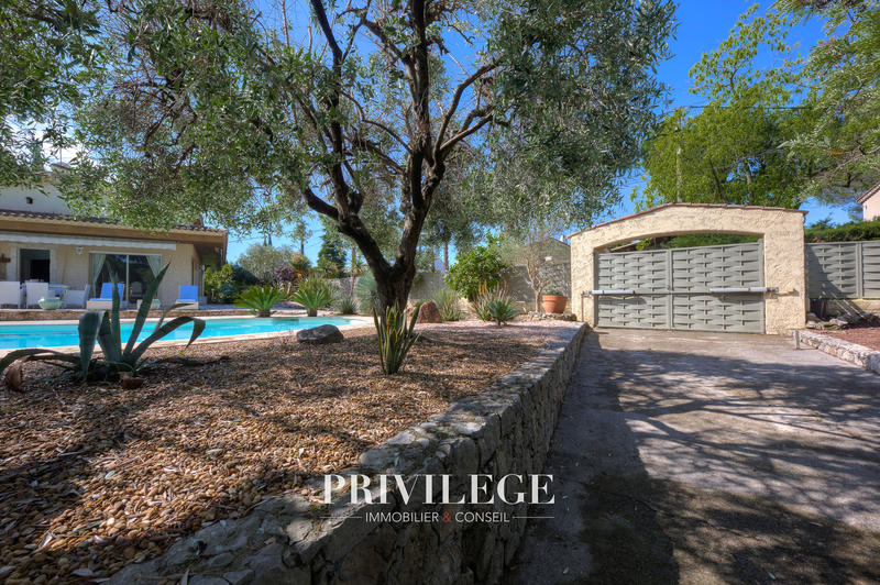 Villa - 170 m² - 7 pièces